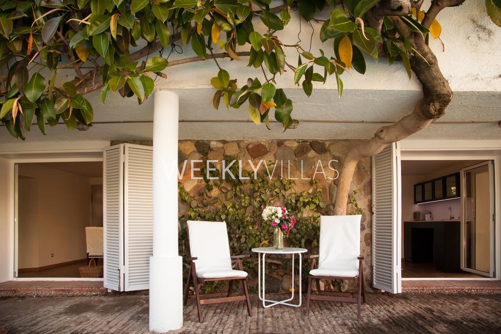 Villa Sitges Tupinetti Beach At 1 Min Walk Amaizing Garden And View Center Sitges 5 Minutes Walk Kültér fotó