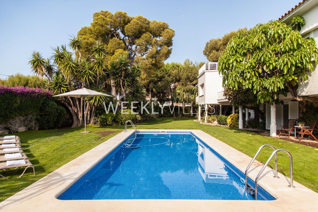 Villa Sitges Tupinetti Beach At 1 Min Walk Amaizing Garden And View Center Sitges 5 Minutes Walk Kültér fotó